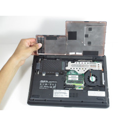 Замена нижней панели доступа Asus F6A-X2