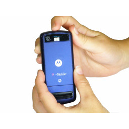 Замена батареи Motorola RIZR Z3