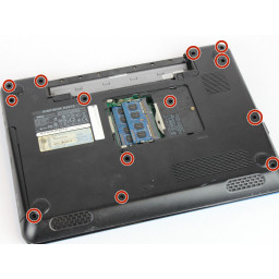Замена верхней крышки Dell Inspiron N4010